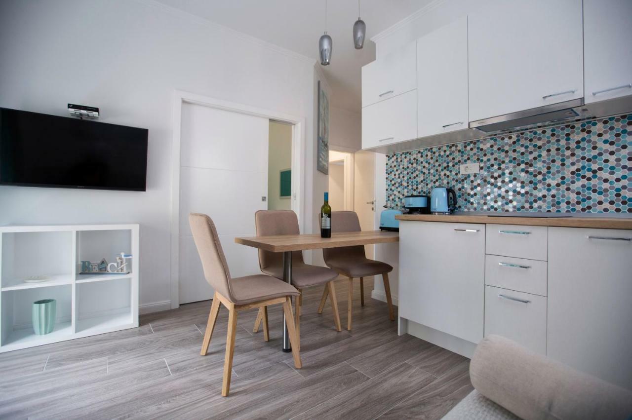 Apartments The Blue Сплит Экстерьер фото