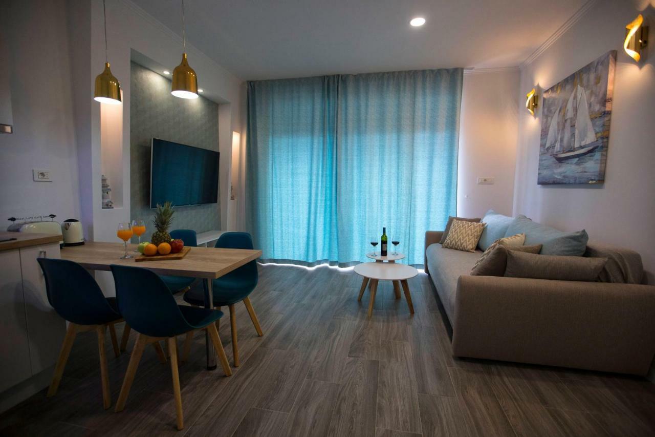 Apartments The Blue Сплит Экстерьер фото
